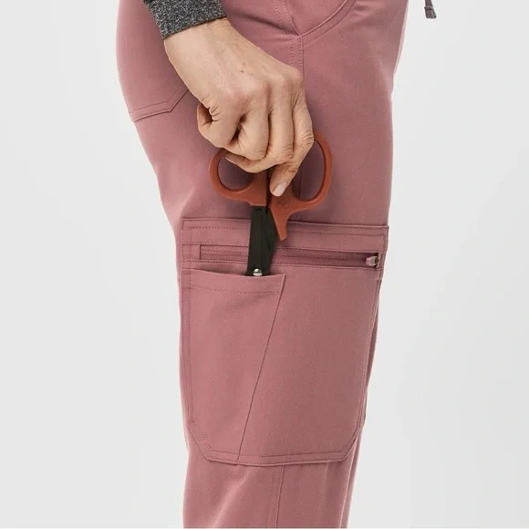 NWT FIGS High Waisted Yola™ Skinny Scrub Pants - Picture 6 of 8